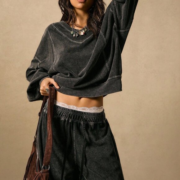 Casual Women's loose Trousers & Sweatshirt Two-Piece set - Picture 7 of 8